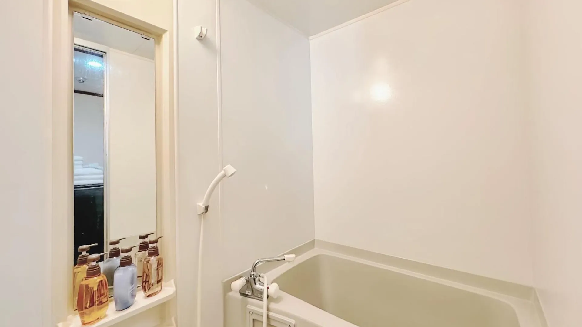 Apartment Charm Buildings Matsuyacho 803,902,1003 - Vacation Stay 18806 Osaka