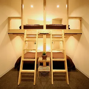 Nest Albergue
